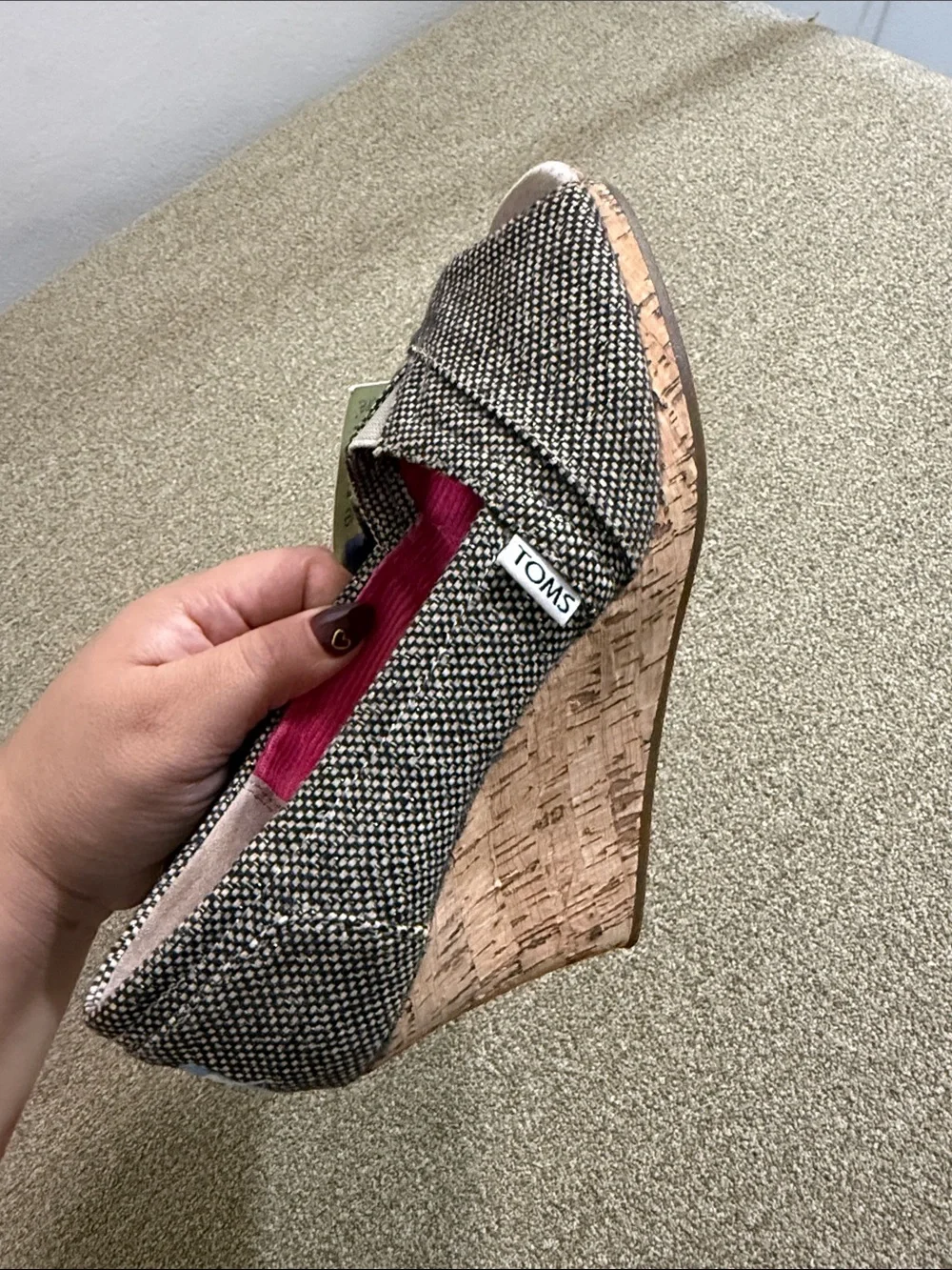 TOMS Stella cork wedge heel size 5 brown gold herringbone tweed peep toe